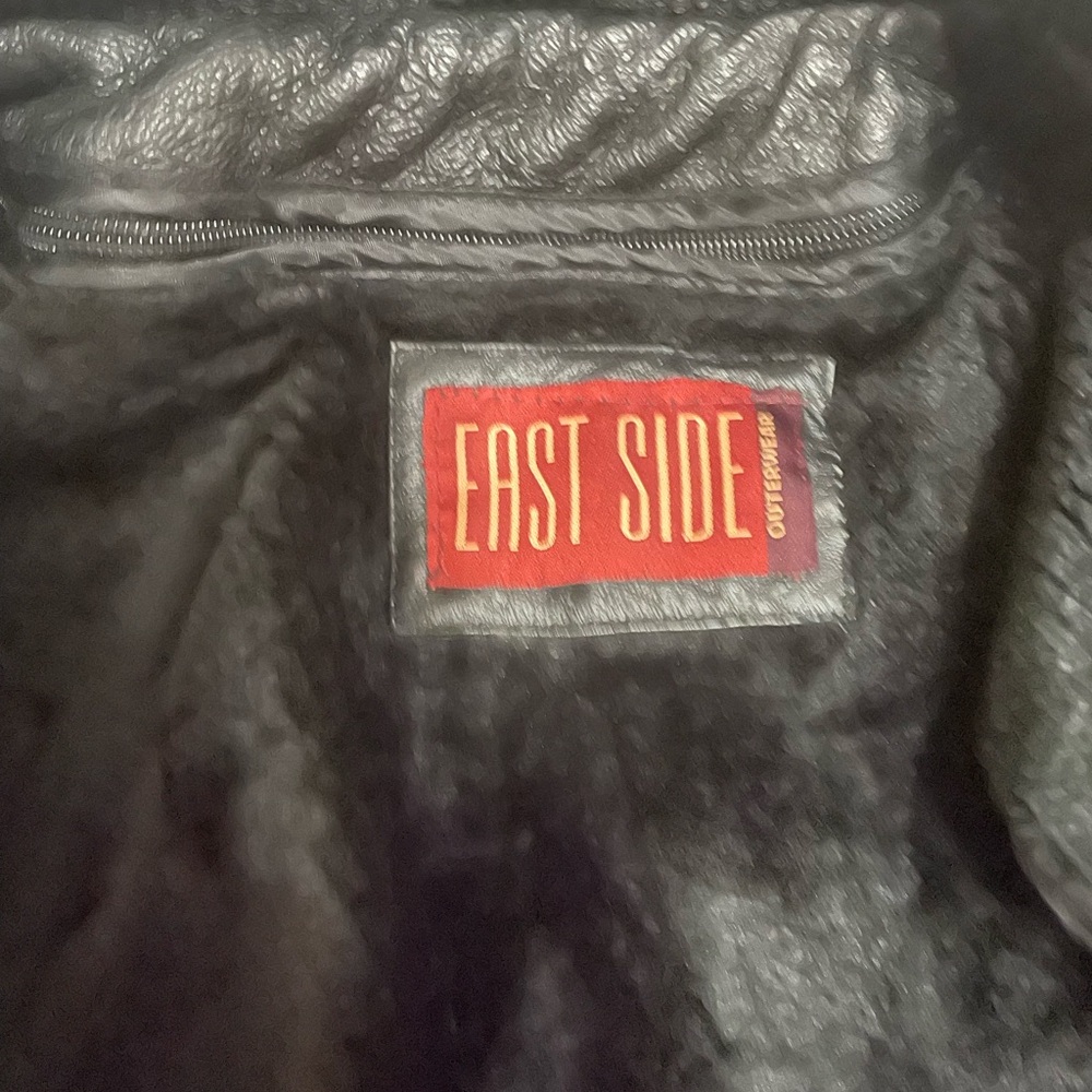 Vintage East Side Outerwear Embroidered Leather Bomber Jacket - Picture 5 of 14